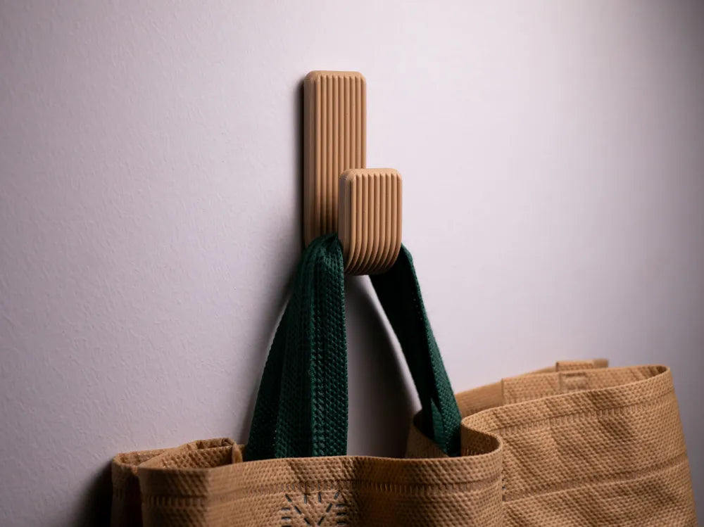 Modern Duvar Askısı – Çok Amaçlı Mont, Havlu ve Çanta Askılığı | Minimalist Wall Hook