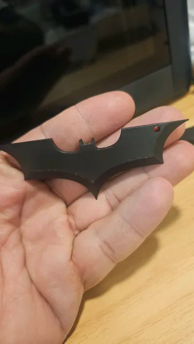 Batman Logo Anahtarlık – 3D Baskı Süper Kahraman Temalı Anahtarlık