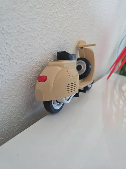 Vespa Anahtar Askılığı – Klasik Scooter Tasarımlı Duvar Dekoru