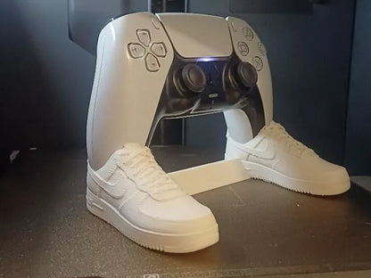 PS5 Controller Stand – Sneaker Edition | Spor Ayakkabı Tasarımlı PlayStation 5 Kumanda Standı
