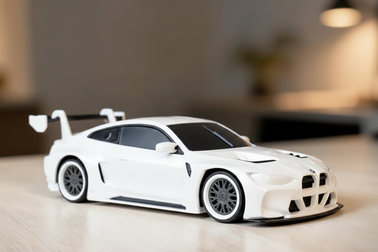 BMW M4 GT3 EVO DTM Yarış Aracı 3D Baskı Modeli – Koleksiyonluk Dekoratif Maket