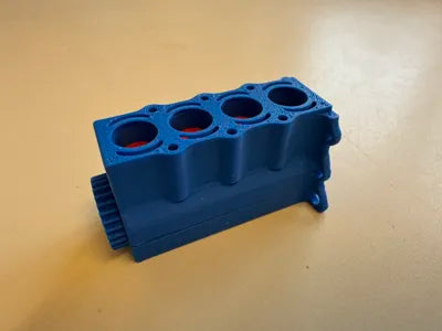 3D Baskı Mini Sıralı 4 Silindir Motor Modeli | Hareketli Pistonlu Mekanik Motor Maketi | Eğitim ve Masaüstü Dekoru
