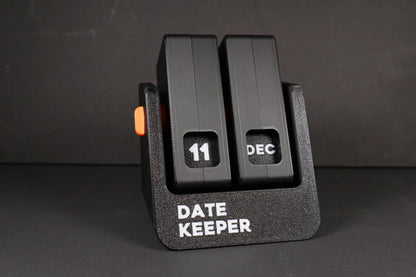 Date Keeper – Perpetual Flip Calendar | Sürekli Kullanılabilir Masaüstü Takvim