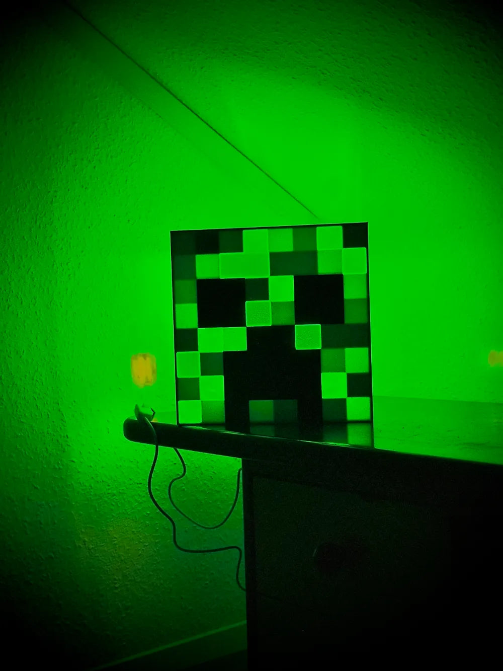 Minecraft Creeper Light – Gece Lambası, Ofis ve Çocuk Odası Aksesuarı