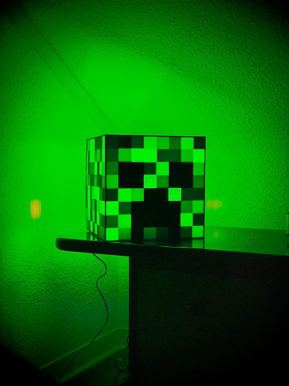 Minecraft Creeper Light – Gece Lambası, Ofis ve Çocuk Odası Aksesuarı