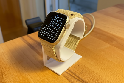 Apple Watch Charging Stand – Şık, Minimalist ve Modern Apple Watch Şarj Standı
