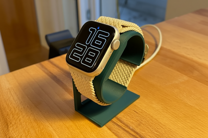 Apple Watch Charging Stand – Şık, Minimalist ve Modern Apple Watch Şarj Standı