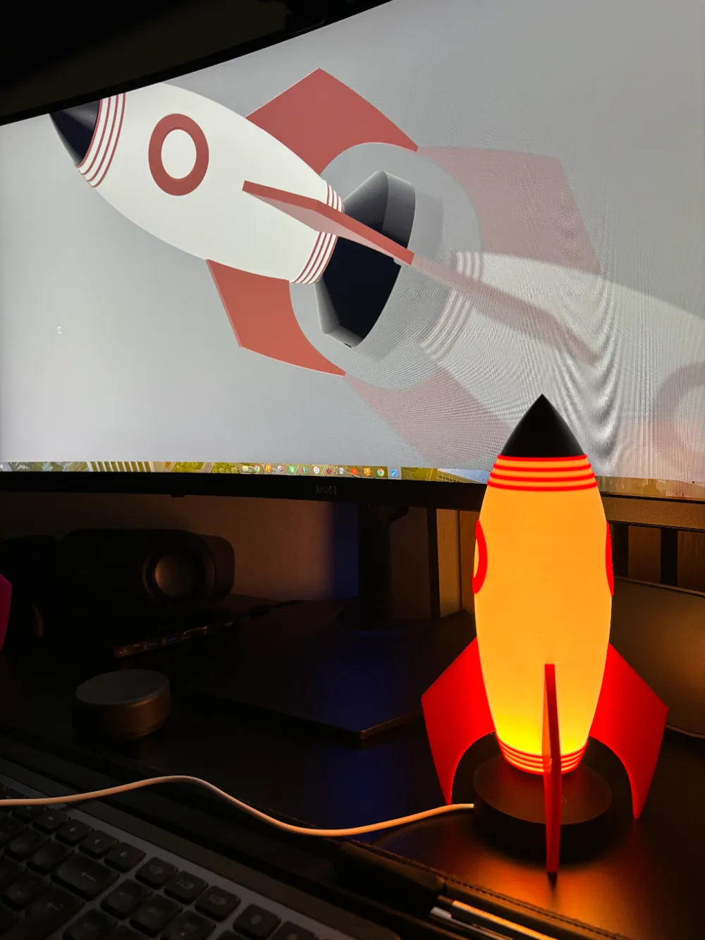 Rocket Lamp LED – Roket Temalı Dekoratif LED Lamba