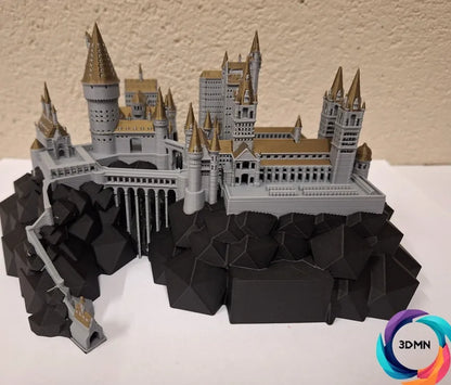 Hogwarts Kalesi Boyanabilir 3D Dekor – Kendin Boya Hobi ve Koleksiyon Modeli