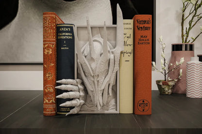 Sauron Book Nook – Lord of the Rings Temalı Korku Dekoru
