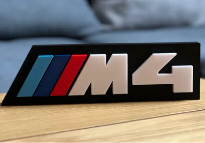 BMW M4 Logo Anahtarlık – BMW M Serisi Metalik Görünümlü Şık Anahtarlık (2 adet)