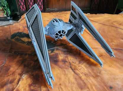 TIE Interceptor Model Kiti | Star Wars Koleksiyonluk 3D Baskı Uzay Gemisi