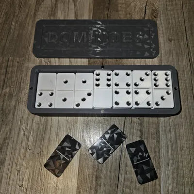 Modern Domino Seti – Standart ve Mini Boy Masa Oyunu