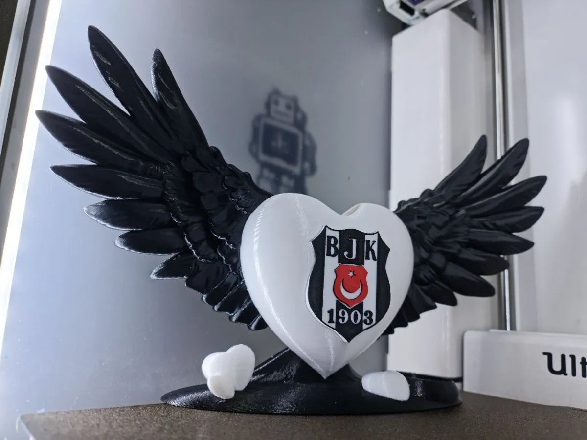 Beşiktaş Dekoratif Masaüstü Objesi – 3D Baskı Taraftar Dekoru