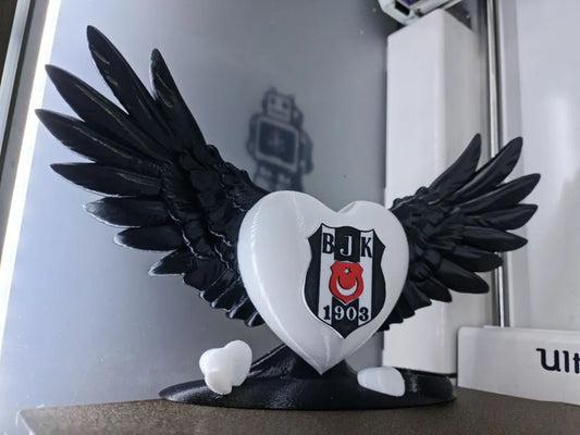 Beşiktaş Dekoratif Masaüstü Objesi – 3D Baskı Taraftar Dekoru