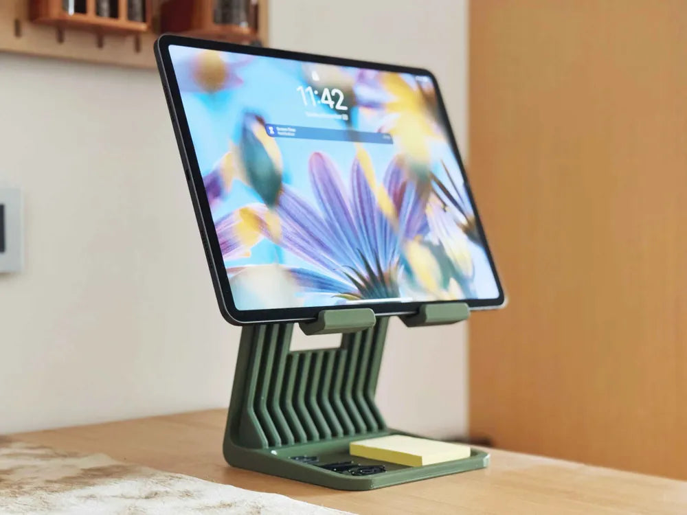 iPad / Tablet Stand Riser – Şarj Kablo Kanallı ve Saklama Bölmeli Premium Tablet Standı