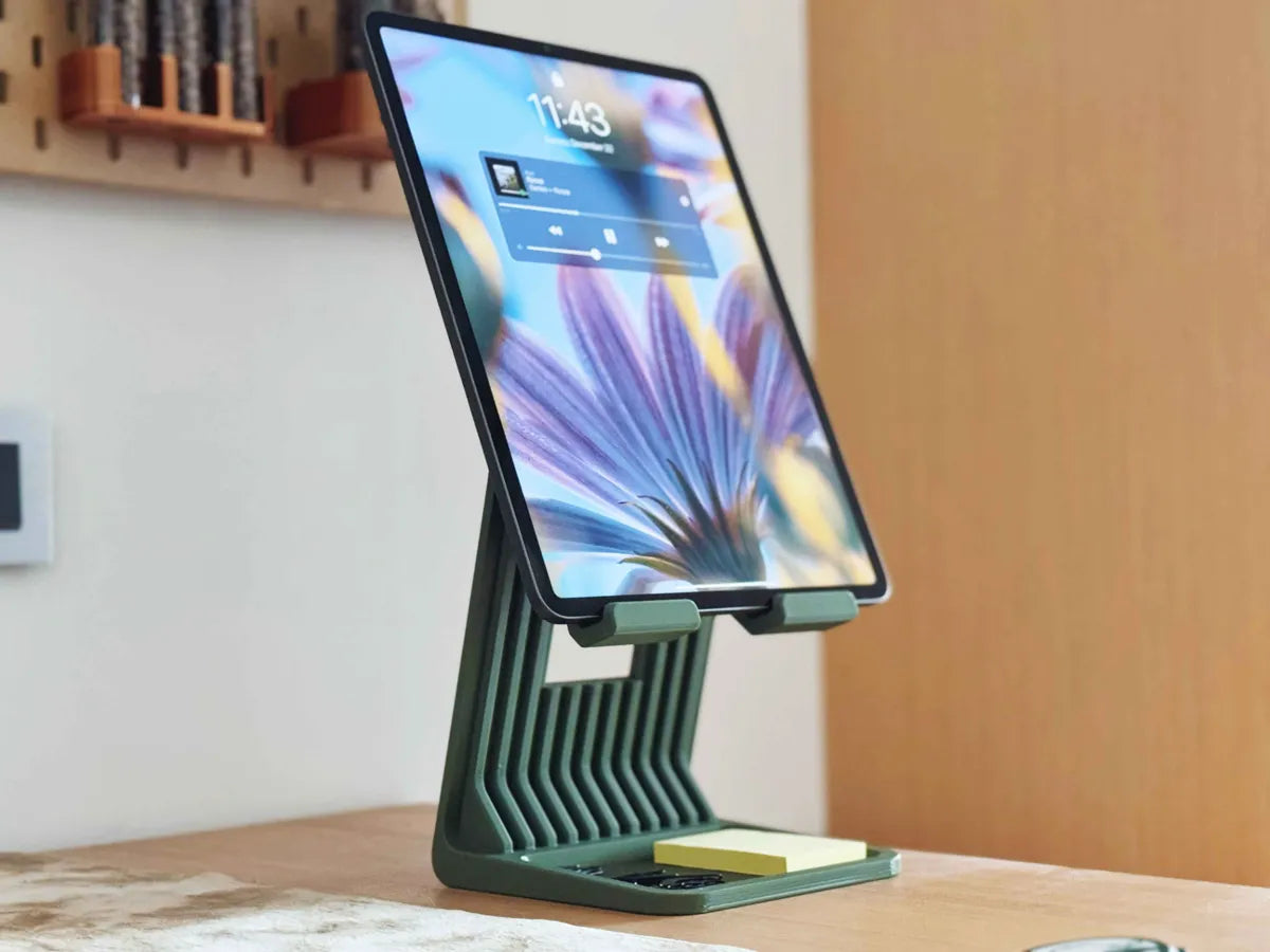 iPad / Tablet Stand Riser – Şarj Kablo Kanallı ve Saklama Bölmeli Premium Tablet Standı