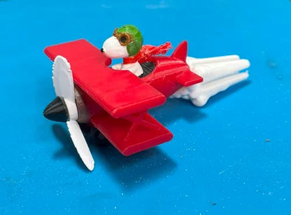 Flying Snoopy Araç Kokusu – Eğlenceli ve Dekoratif Oto Koku Aksesuarı