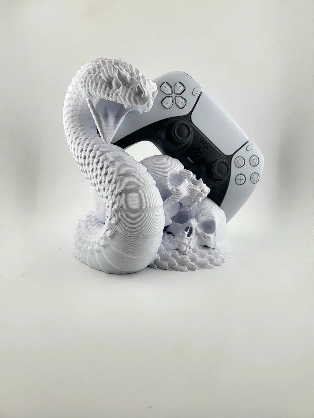 PS5 Controller Stand – Yılan ve Kuru Kafa Tasarımlı Premium Oyun Kumandası Standı