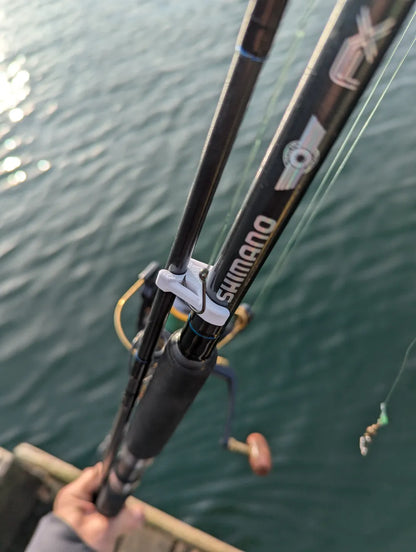 2 Parçalı Olta Kamışı Tutucu – 2pc Fishing Rod Holder | İki Parçalı Oltalar İçin Düzenleyici ve Kanca Taşıyıcı 20 Ad