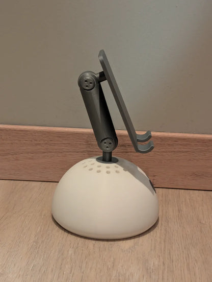 iMac G4 Tasarımlı Telefon Standı – Ayarlanabilir Retro Masaüstü Telefon Tutucu