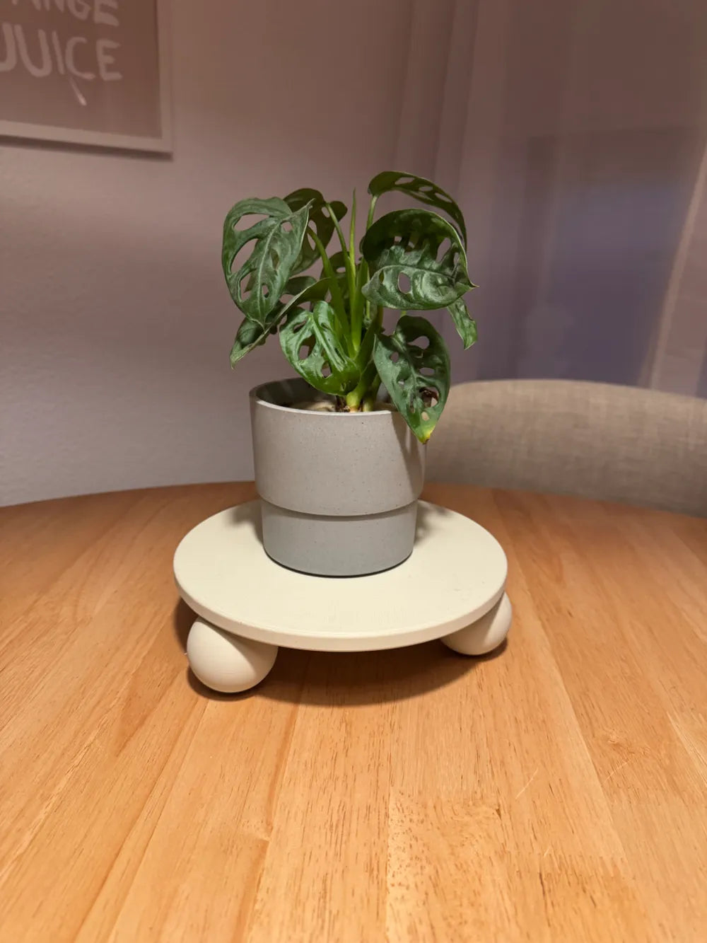 Modern Minimalist Tepsi – Dekoratif ve Çok Amaçlı Masaüstü Tepsisi