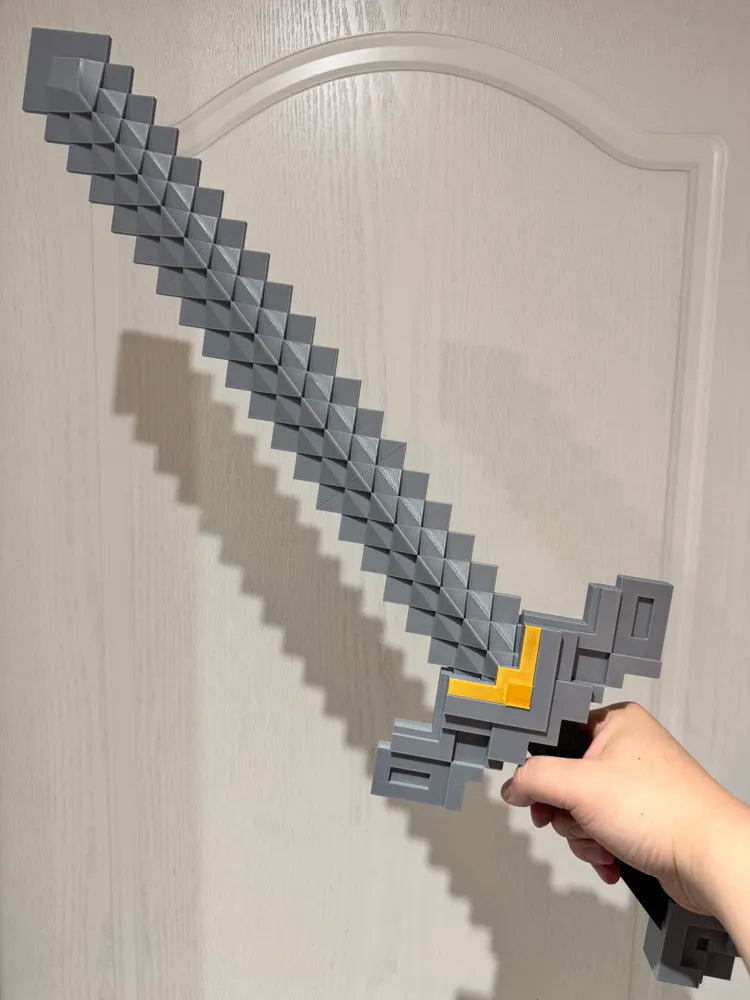 Minecraft Film Esintili Elmas Kılıç | 3D Baskı Dekoratif Koleksiyon Modeli