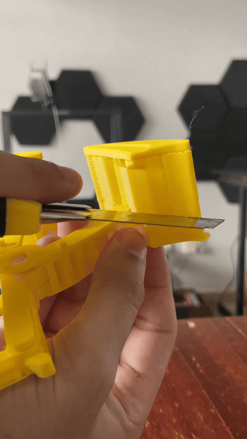 Bat Wings Phone Holder – Yarasa Kanadı Telefon Standı