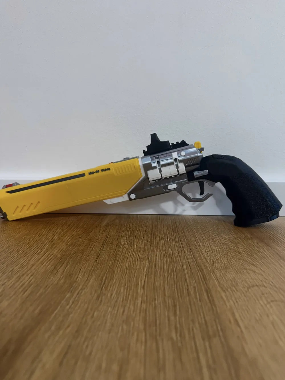 Helldivers 2: LAS-58 Talon Revolver - 3D Baskı Cosplay ve Koleksiyon Maketi