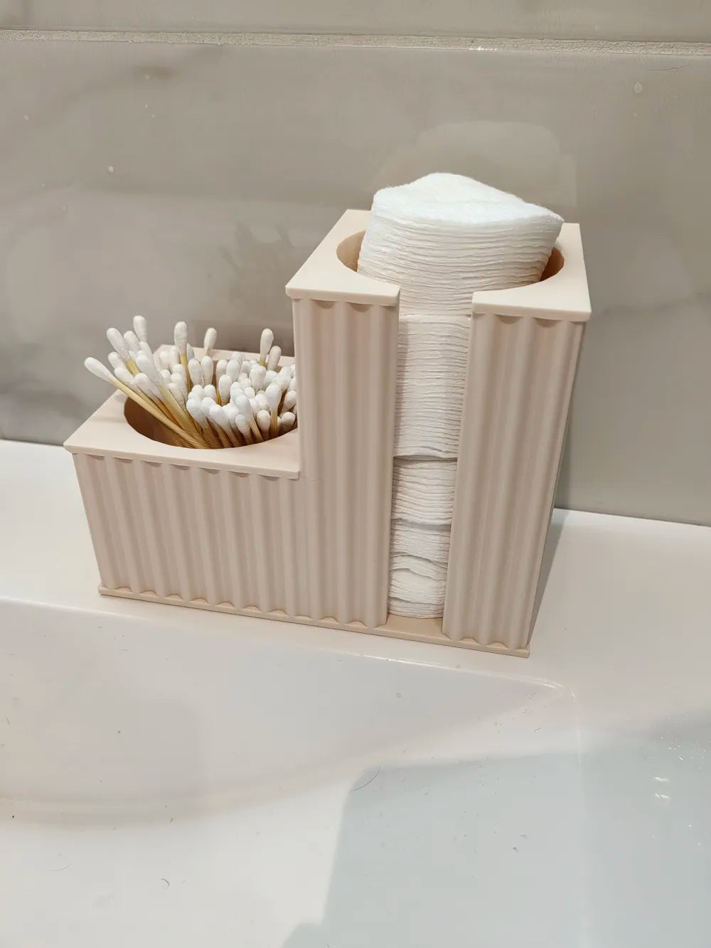 Pamuk ve Kulak Çubuğu Organizeri – Minimalist Banyo Düzenleyici