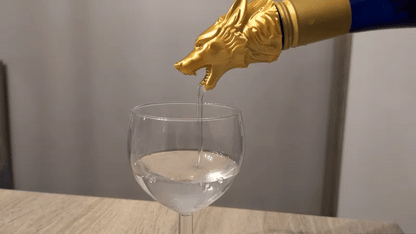 Kurt Başlı Şişe Dökücü Kapak | Dekoratif 3D Baskı Şişe Aparatı