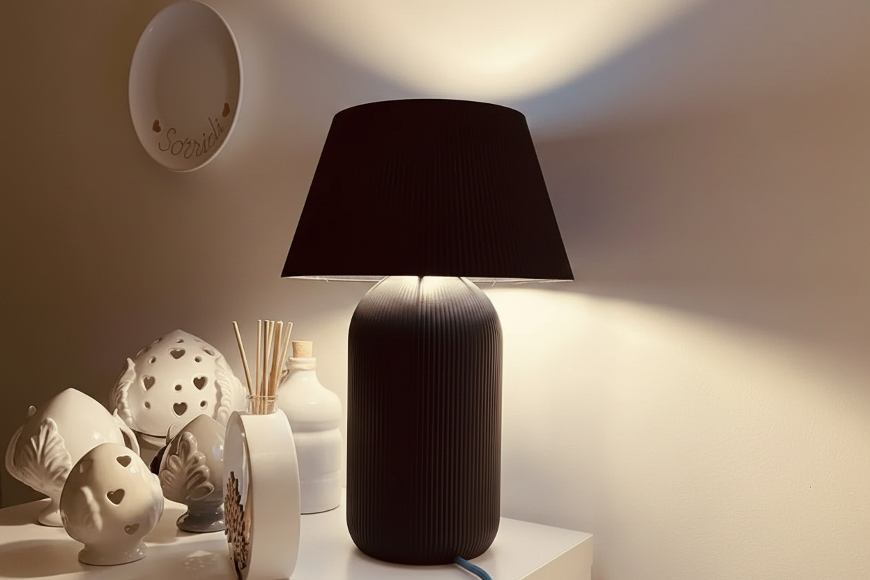 Nordic Ribbed Lamp E27 &amp; E26 – Parametrik Delikli Dekoratif Masa Lambası