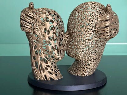 Face Love Heykeli – Minimalist Voronoi Dekoratif Yüz Figürü