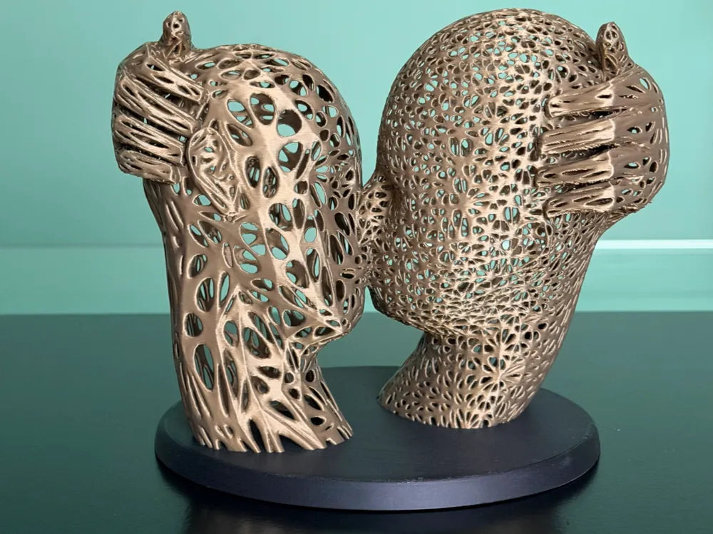 Face Love Heykeli – Minimalist Voronoi Dekoratif Yüz Figürü