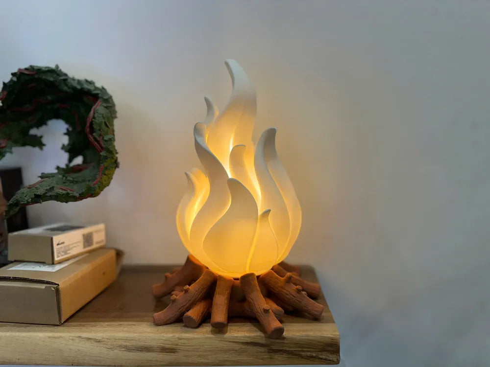 Sihirli Kamp Ateşi LED Masa Lambası