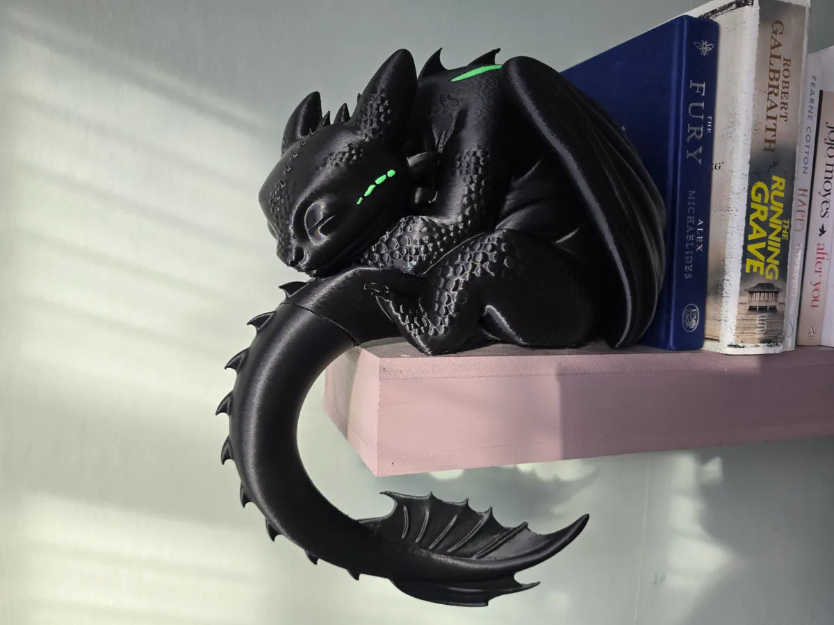 Uyuyan Toothless Ejderha Raf Figürü
