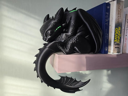 Uyuyan Toothless Ejderha Raf Figürü