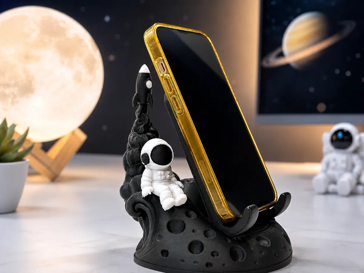 Astronaut Rocket Phone Stand – Moon Desk Dock | Astronot Roket Telefon Standı
