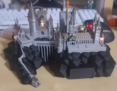 Hogwarts Kalesi Boyanabilir 3D Dekor – Kendin Boya Hobi ve Koleksiyon Modeli