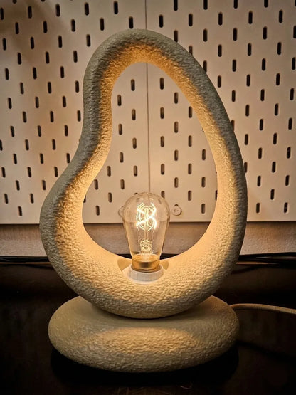 Minimal Organic Style Lamp – Minimalist Organik Tasarımlı Dekoratif Lamba