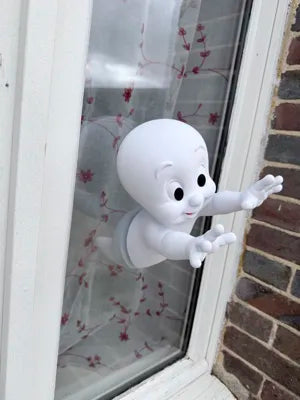 Casper – Ghost Through the Window | Pencereden Geçen Hayalet Dekoratif Figür