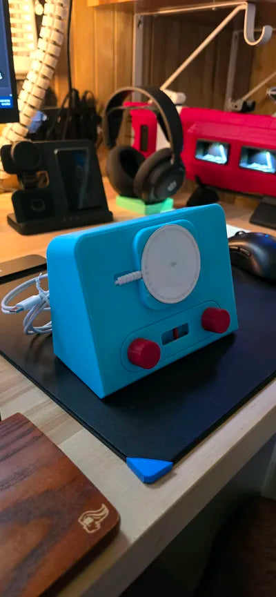 Retro Radio MagSafe Charger – iPhone ve Apple Watch İçin Nostaljik Kablosuz Şarj Standı
