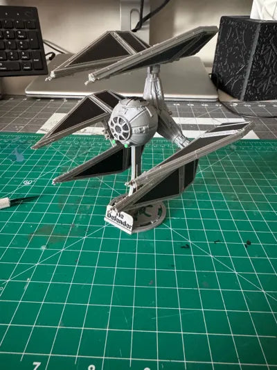 TIE Defender Kit Card Modeli | 3D Baskı Star Wars Koleksiyon Maketi