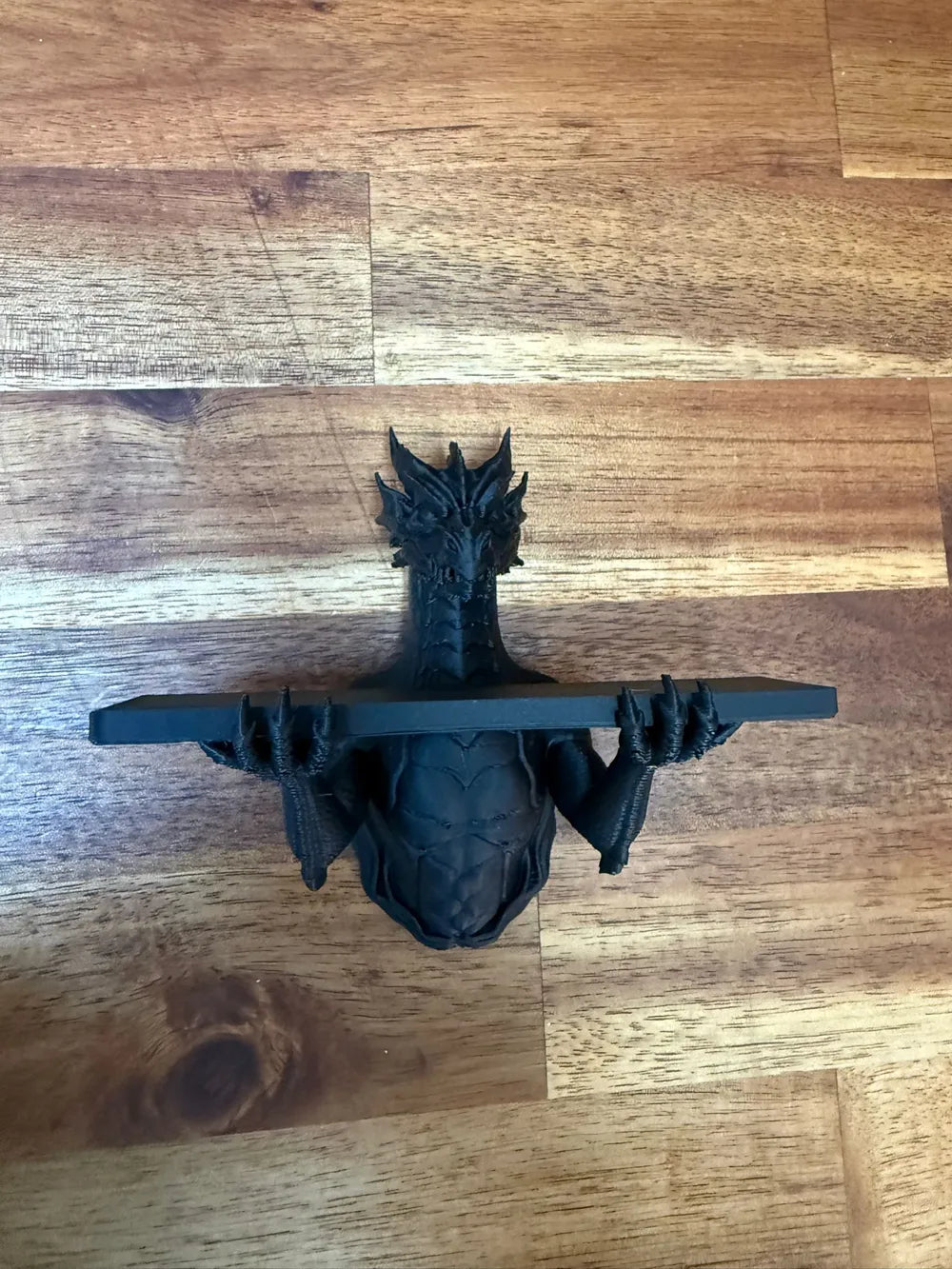 Dragon Wall Shelf – The Grimoire Guardian | Ejderha Temalı Duvar Rafı