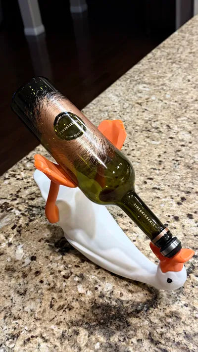 The Untitled Goose Holder – Kaz Tasarımlı Şarap Şişesi Standı | Dekoratif Şişe Tutucu