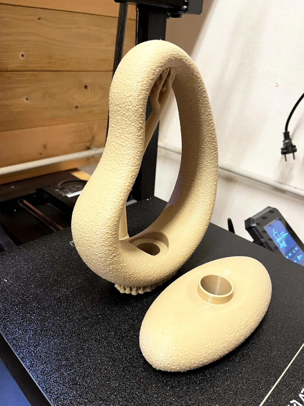 Minimal Organic Style Lamp – Minimalist Organik Tasarımlı Dekoratif Lamba