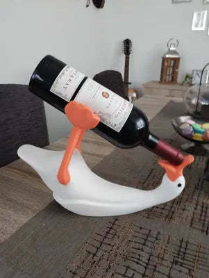 The Untitled Goose Holder – Kaz Tasarımlı Şarap Şişesi Standı | Dekoratif Şişe Tutucu