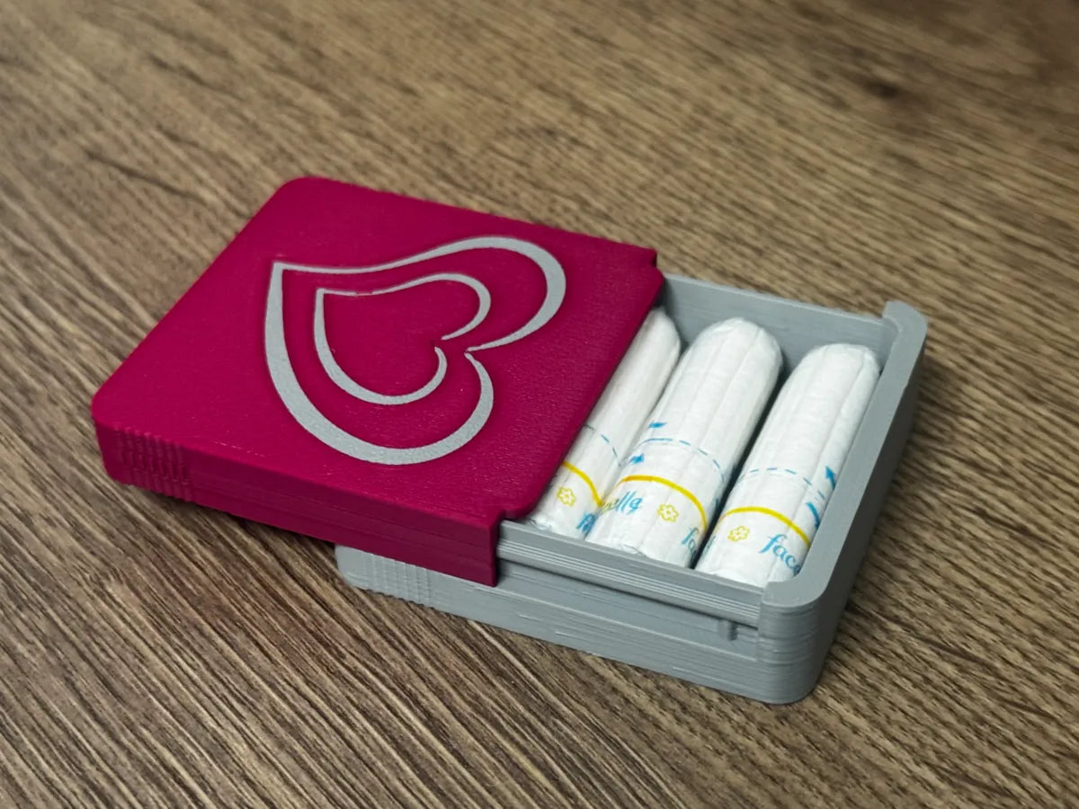 Kompakt Seyahat Tampon Kutusu – Güvenli Kilitli Hijyenik Taşıma Kabı